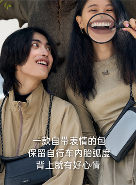 游隙哈哈单肩轮胎包潮牌新款小众女生百搭逛街休闲时尚斜挎运动包