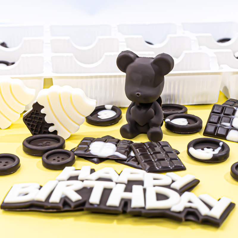巧克力黑色小熊纽扣蛋糕装饰摆件