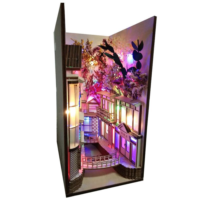 DIY Spirited Away Diagon Alley Book Nook Bookends Bookshelf