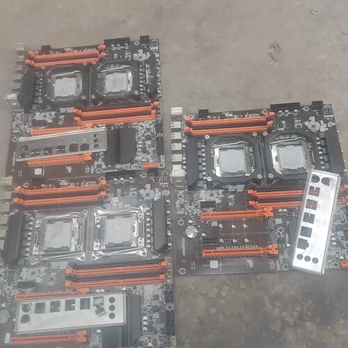 议价4张科脑X99双路主板，28核56线程，两个CPU，E5 2
