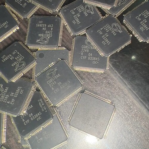 议价CG8578AA，40片打包价只要488元！脚有点乱，电子产