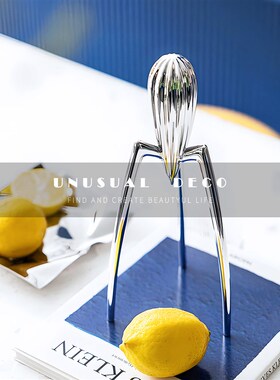 现代简约北欧g客厅餐桌章鱼榨汁器陶瓷花器水滴烛台组合饰品摆件