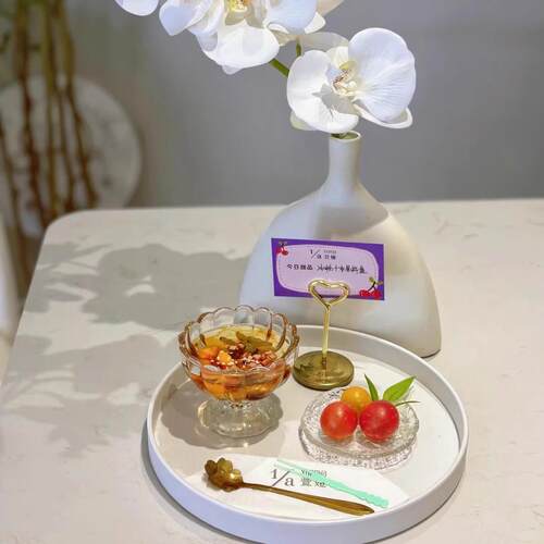 美容院茶歇餐具精致点心