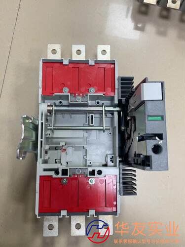 ABB抽插拔式断路器IN MAX 600A底座 3P