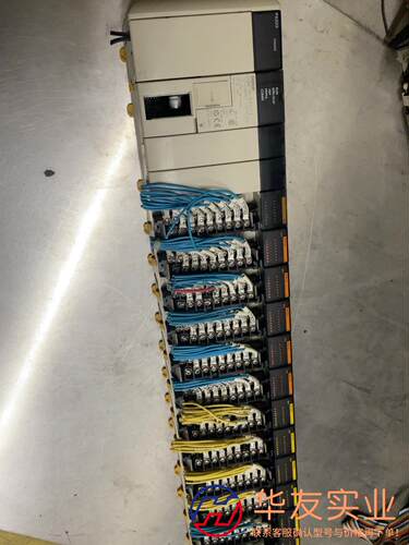 欧姆龙PLC一组CQMI-PA203CQM1H-CPU1