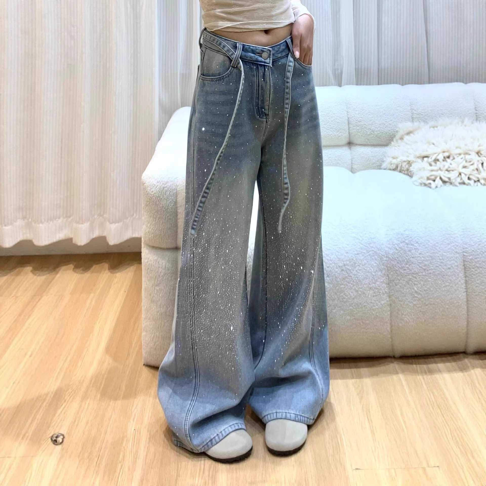 美式重工镶钻牛仔裤女冬季新款大码加绒加厚宽松显瘦设计感直筒裤