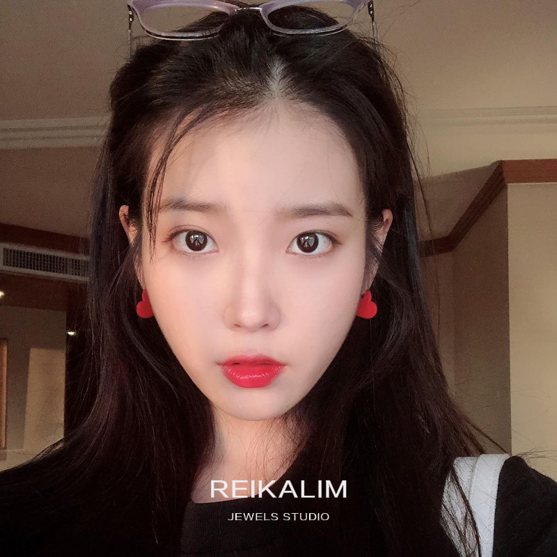 IU同款红色爱心耳钉韩系ins耳饰