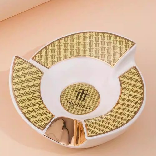 哈伯纳斯特立尼达陶瓷雪茄烟灰缸