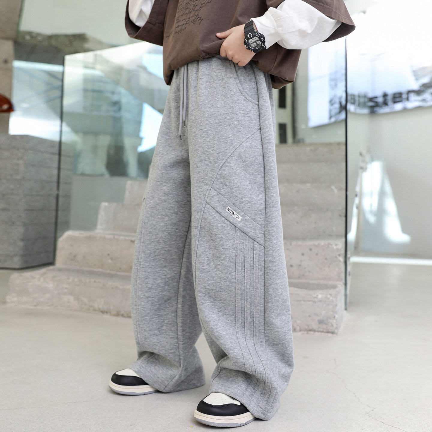 左西风云儿童套装男童春秋款裤子2026新款春装运动男孩卫裤中大童