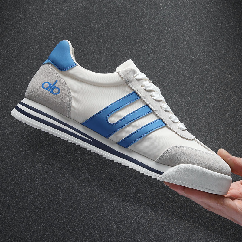 春夏季皮布拼接软底阿甘鞋男款2026新款透气鞋子男运动德训鞋百搭