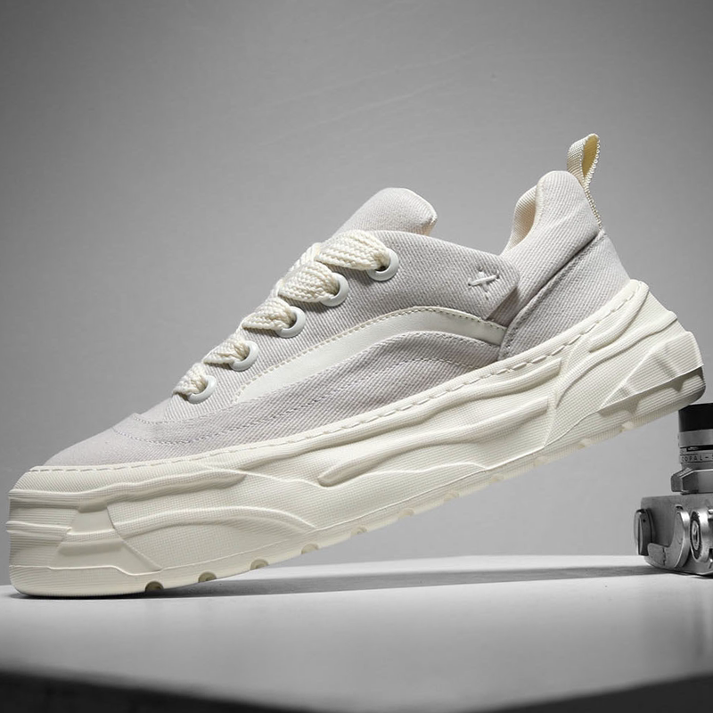 布面男鞋2026新款春季软厚底增高时尚帆布鞋男款简约百搭休闲鞋子