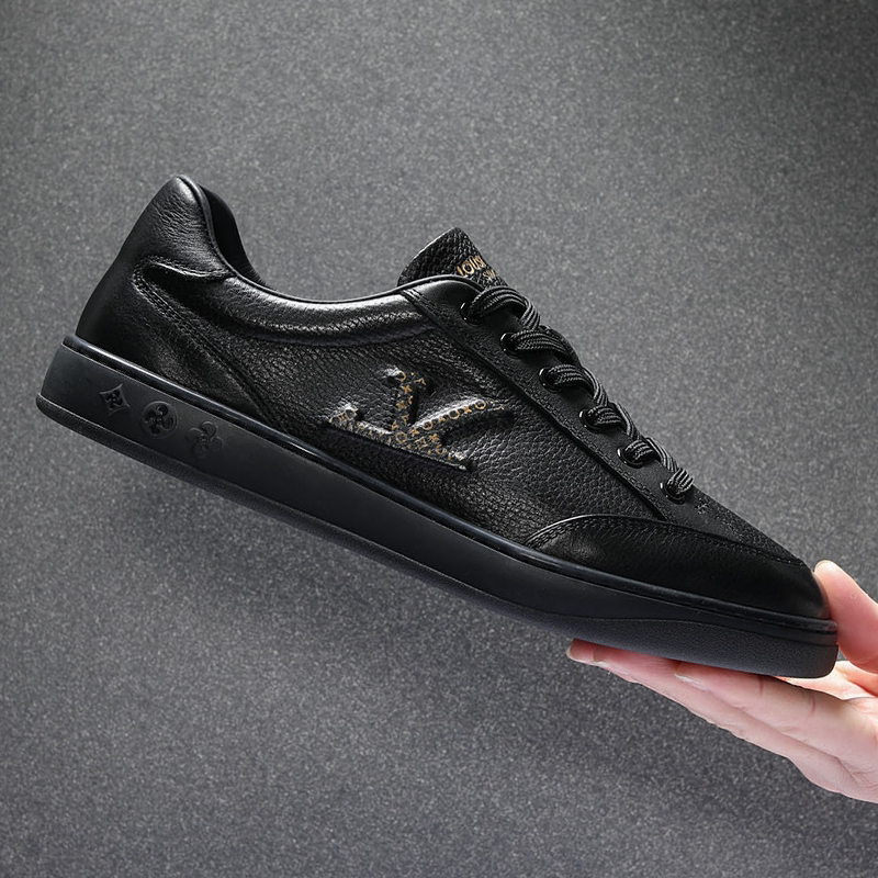 真皮高级感板鞋男款2026新款春季单皮透气软底舒适轻奢潮鞋休闲鞋