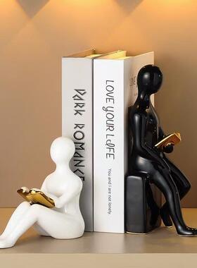 现代简约轻奢人物书档书立摆件客厅办公室书房书柜书靠假书装饰品