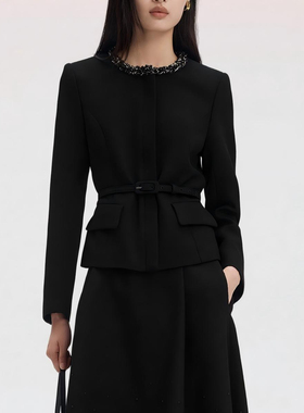 奈2026年春季新款通勤风纯色立体圈圈女士羊毛圆领外套XC00455W0