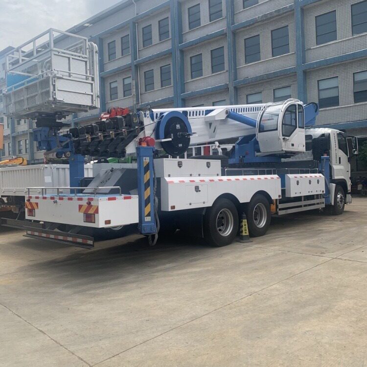 【程力集团】出口五十铃GIGA6x445米4x2高空作业平台车热卖