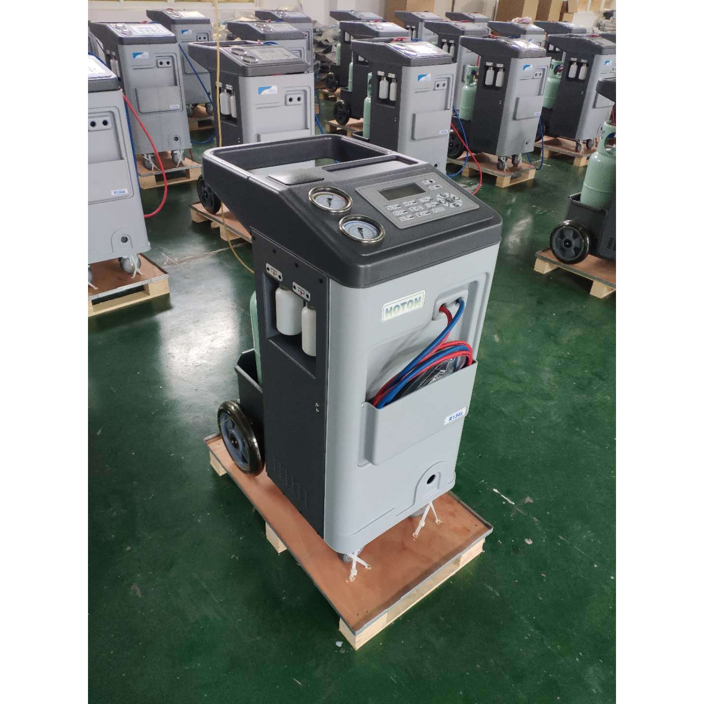 用于加注R134A的冷媒加注机（型号AC1000）