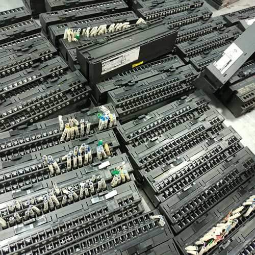 端子排32点输入输出 AJ65SBTB1-32D议价