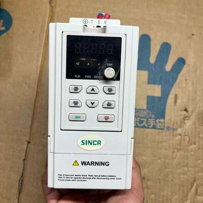 SINR变频器。  220ｖ1.5KW议价