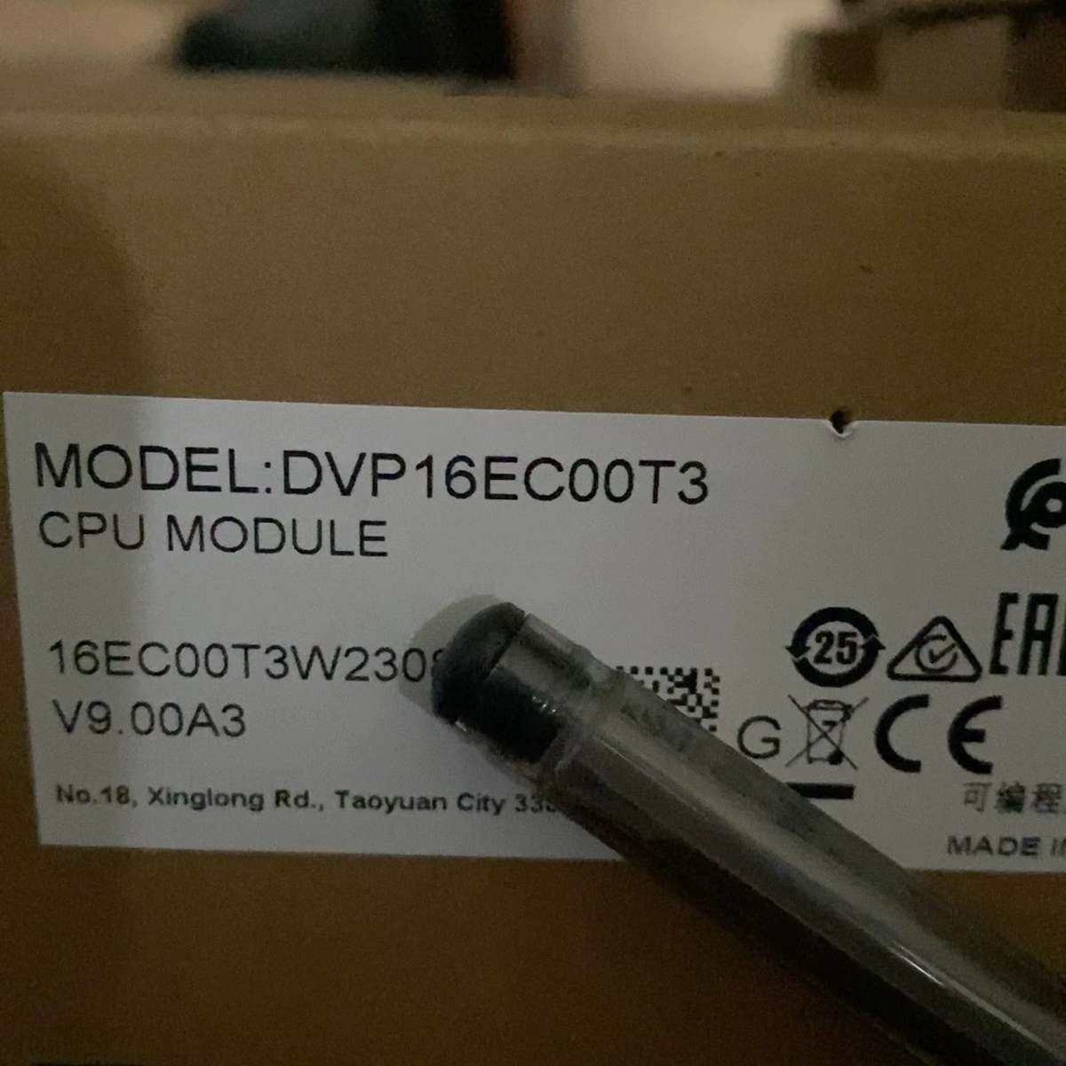 DVP16EC00T3 DVP16EC00R3 台达PLC议价