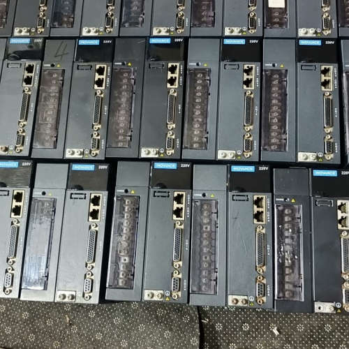 汇川1Kw伺服驱动器，IS600PS7R6I-GM，议价