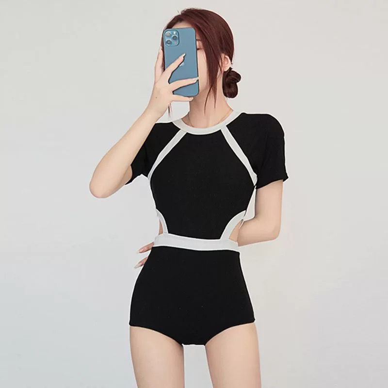 泳衣女款新款性感连体保守少女小胸聚拢遮肚显瘦泡温泉度假游泳衣