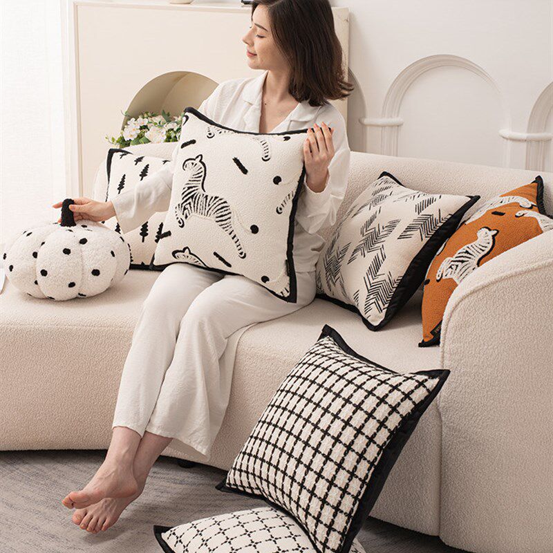 法式淡奶油风抱枕靠垫沙发客厅长方形轻奢高级感靠枕超大尺寸靠背