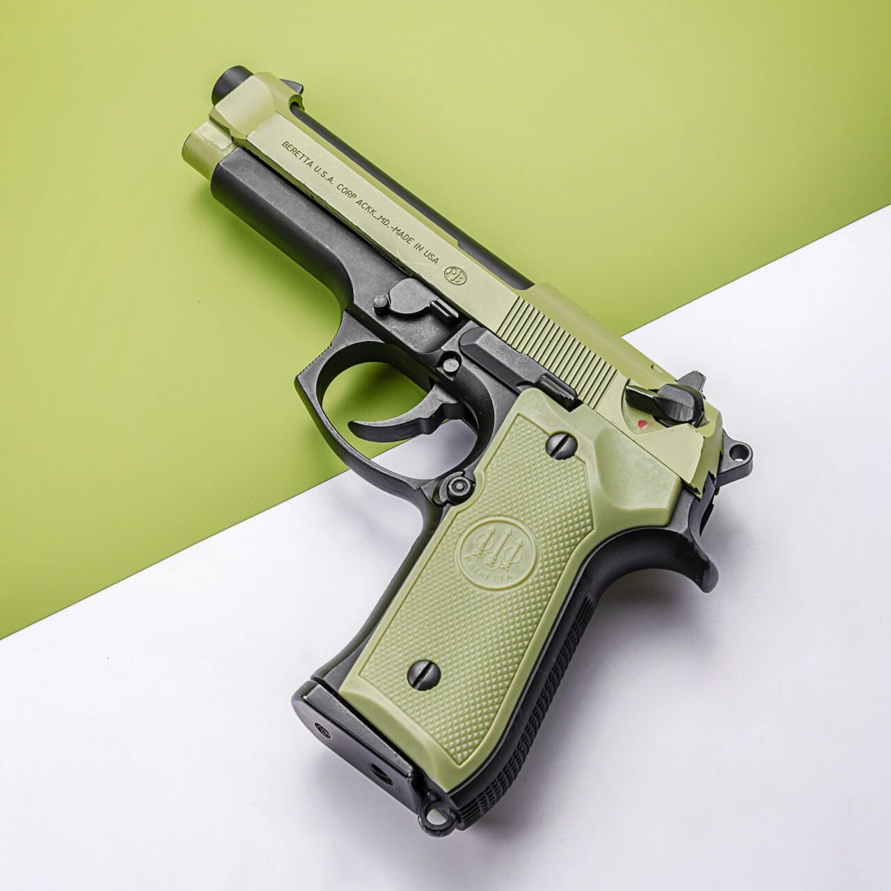 库拜莱玩具模型M92FS自动