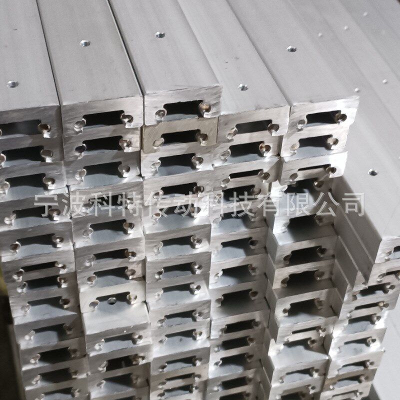 铝合金 内置双轴心导轨 4 5 3轮滑块 SGR20N 梅花 七字锁紧