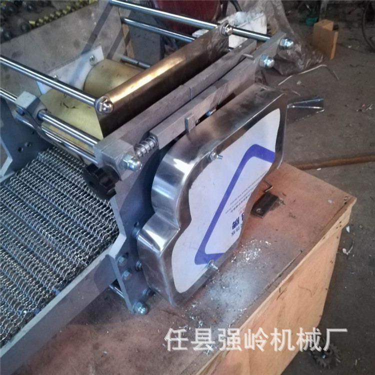 一次成型商用面饼机器商用棒子面机仿手工玉米薄饼成型机玉米饼机