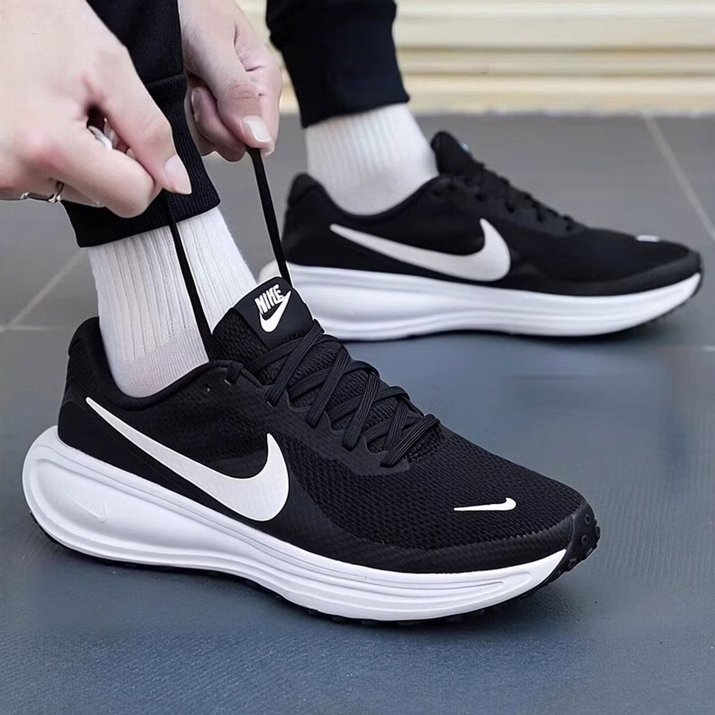 NIKE耐克男鞋NIKE REVOLUTION 8运动训练跑步鞋HJ9198-003