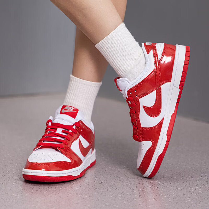 NIKE耐克DUNK LOW SE STREET1女子复古运动休闲鞋板鞋IV5104-101