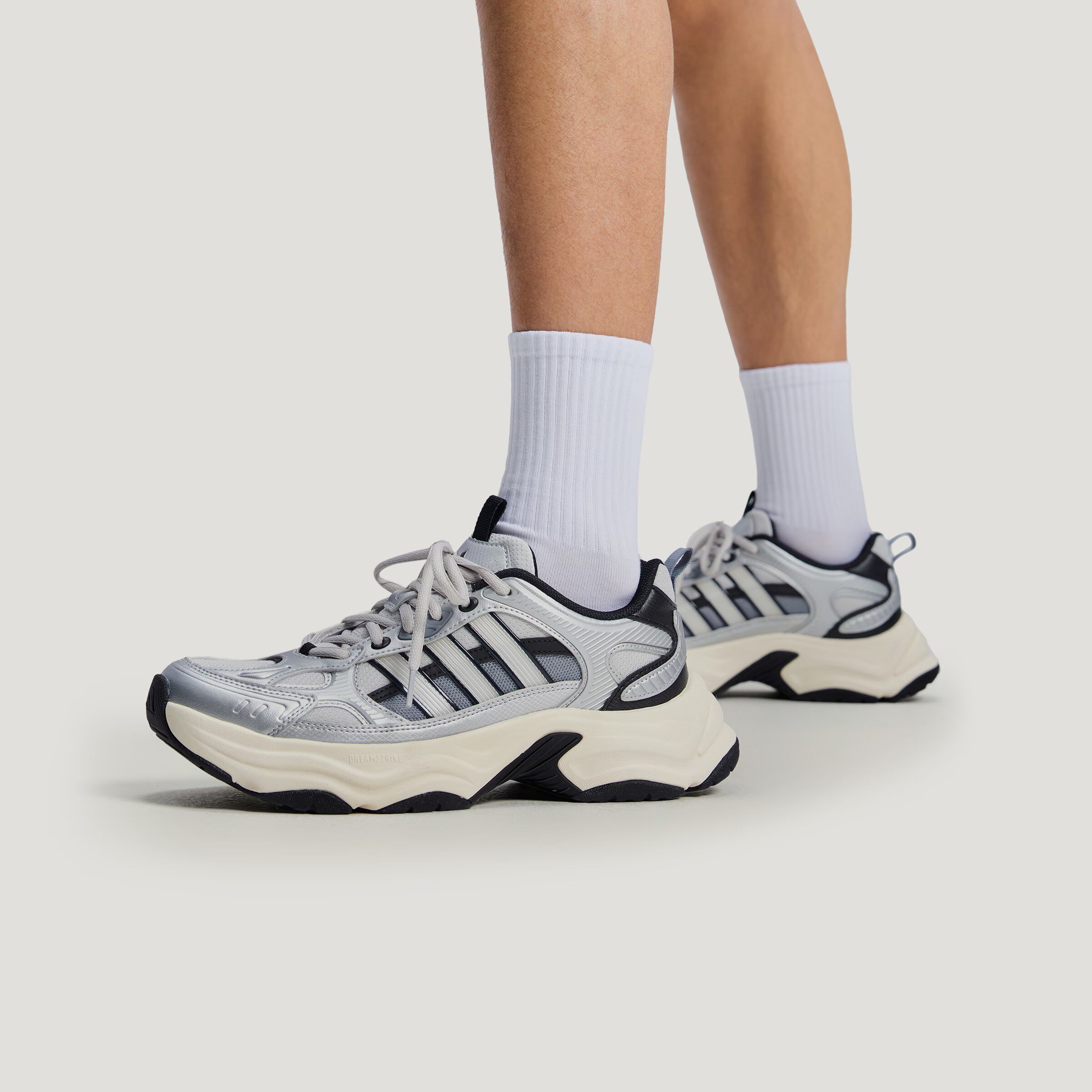 adidas阿迪达斯中性XLG FIN PULSE运动训练跑步鞋老爹鞋KJ9522