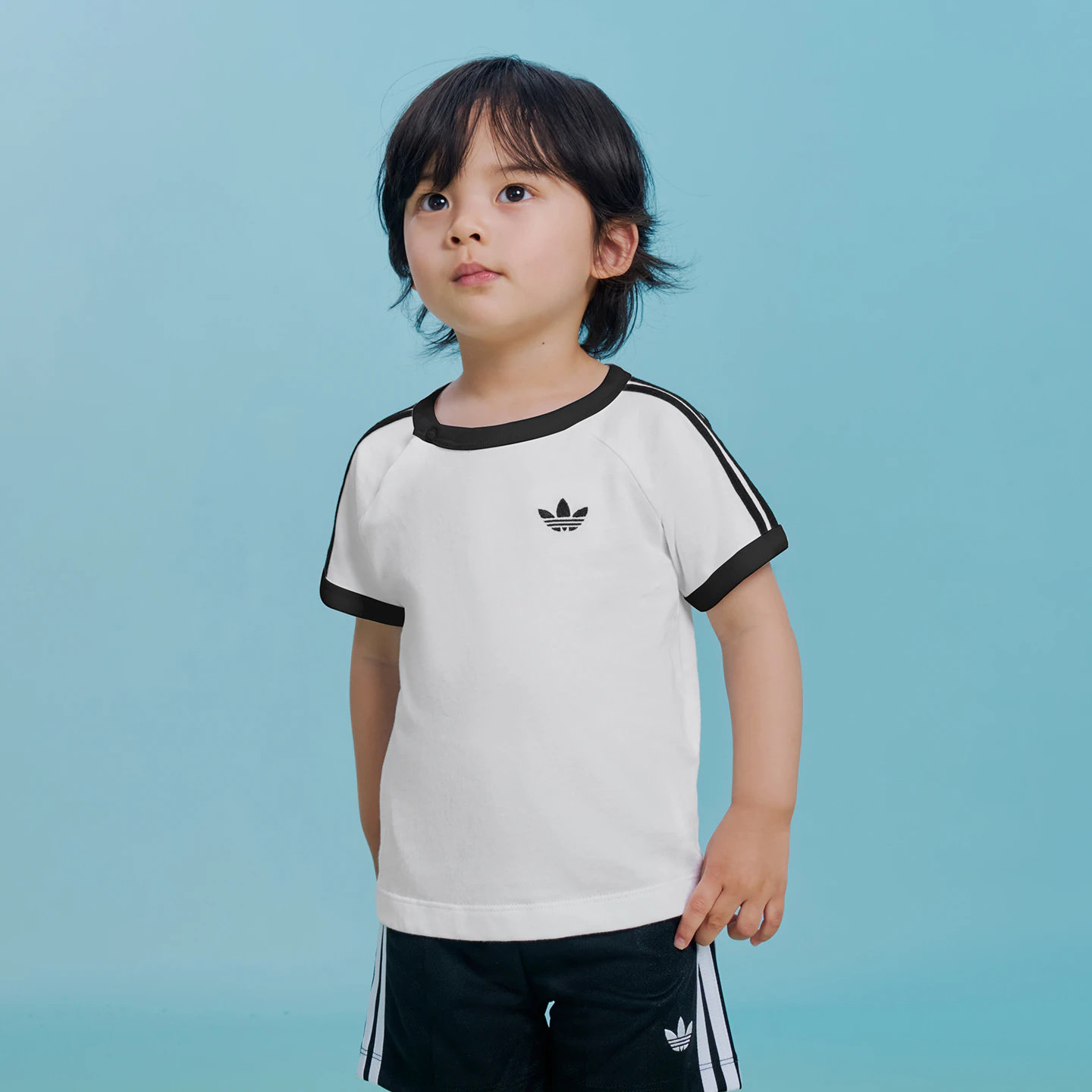 adidas阿迪达斯三叶草男婴童三条纹运动休闲圆领短袖T恤KR3715