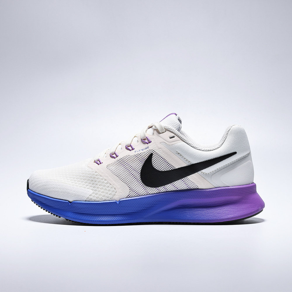 NIKE耐克女子RUN SWIFT 3网面运动训练跑步鞋DR2698-110