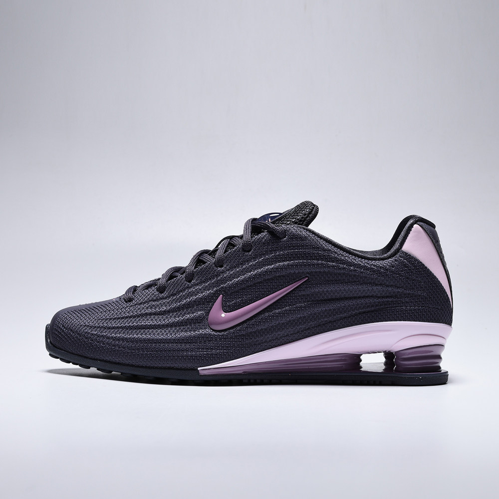 滔搏NIKE耐克女子SHOX Z运动休闲鞋HQ7540-007