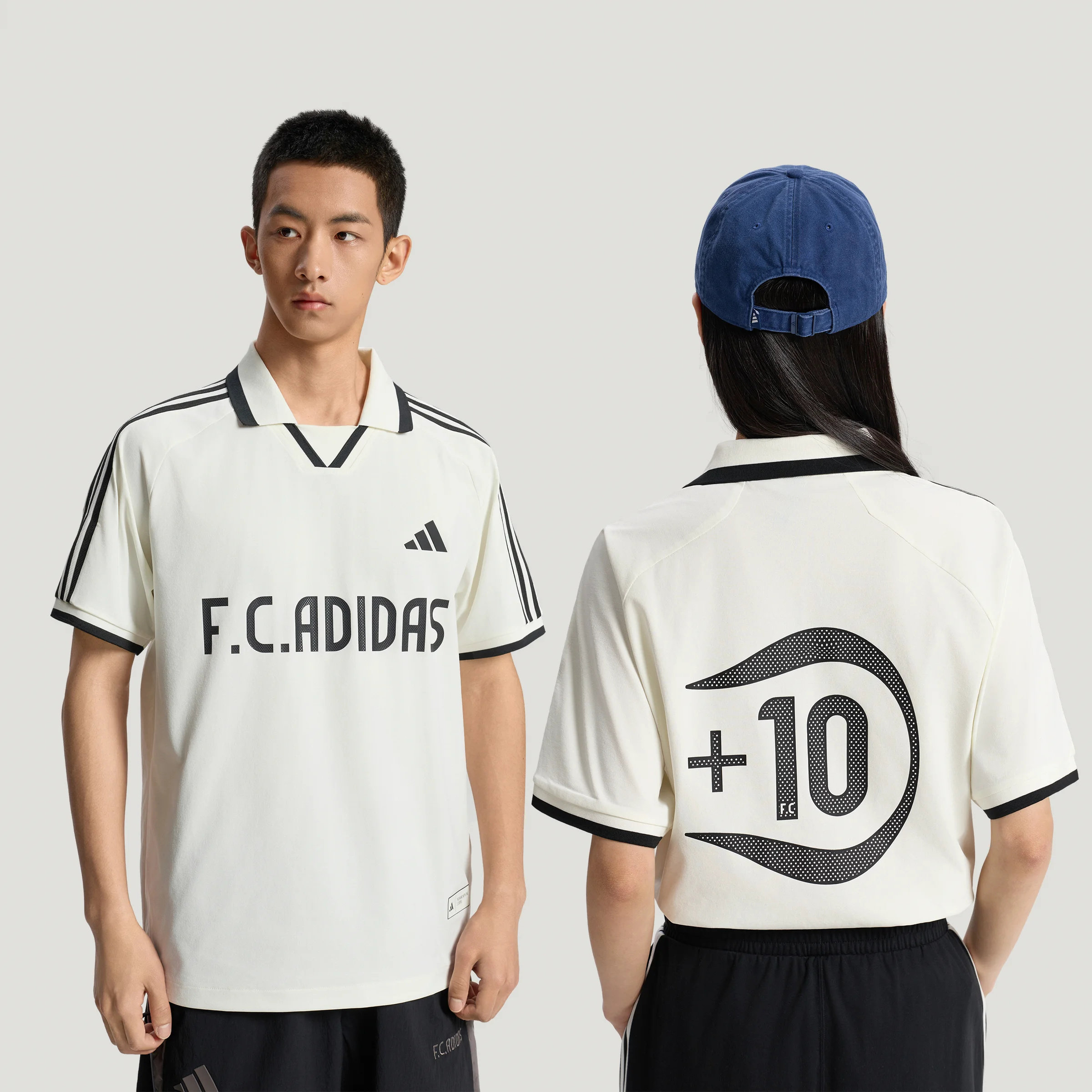 滔搏adidas阿迪达斯男女三条纹足球风系列运动休闲短袖T恤LE2623