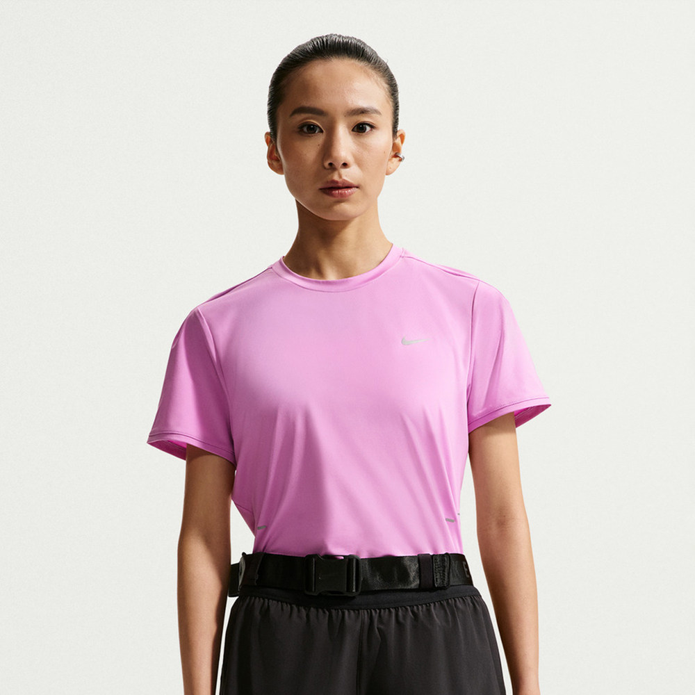 滔搏NIKE耐克女子运动休闲短袖T恤HM9699-503
