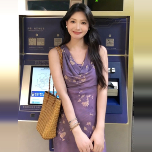 显瘦长裙 法式 紫色挂脖荡领碎花连衣裙女夏季 2025新款 海边度假修身