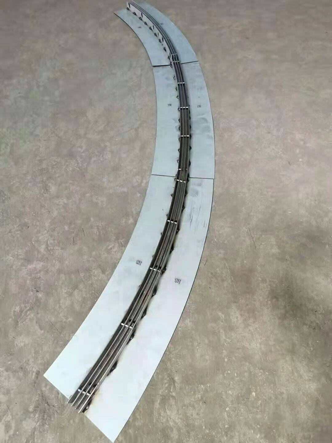 成品不锈钢中缝侧缝线性排水沟 缝隙式U型槽盖板 树脂混凝土U型槽