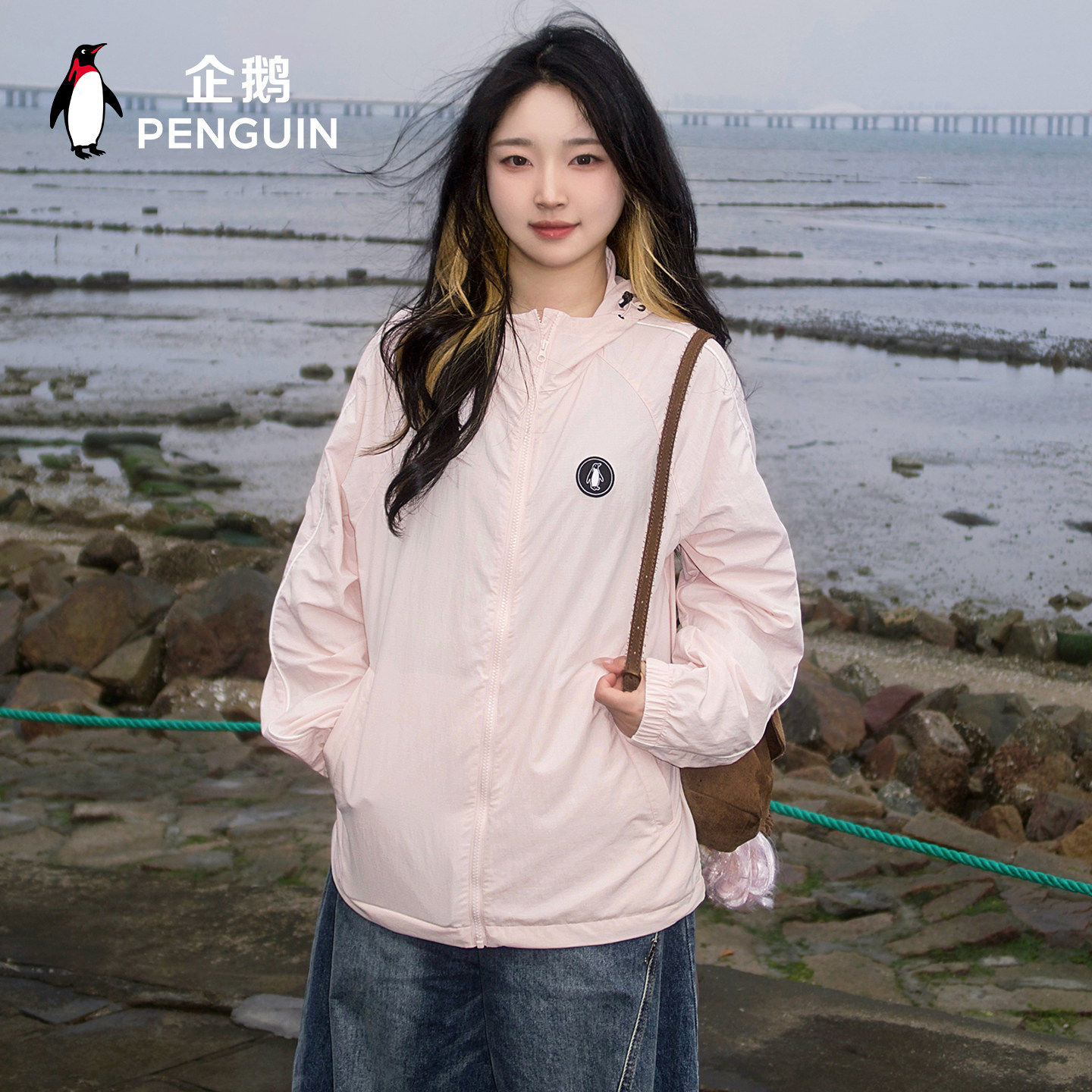企鹅飞行员联名骆驼校园风衣夹克男女26春夏新款户外运动情侣外套