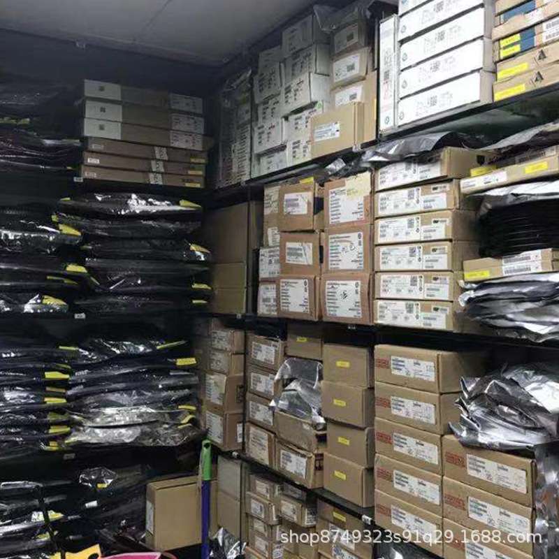 SPC5606BMLQ6  汽车电脑IC 集成电路芯片 32位处理器 微控制器处