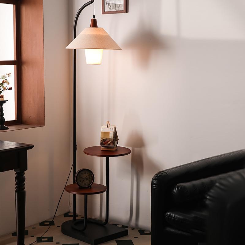 CASA中古落地灯客厅沙发旁置物架无线充日式复古卧室床头氛围灯具