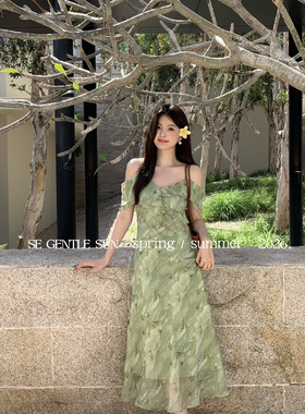 SE GENTLE SUN-漫捕手法式气质一字肩荷叶边吊带碎花连衣裙88475