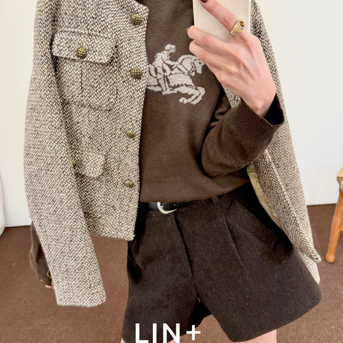 LIN+  -式英伦粗花呢花纱正肩复古老钱短外套)2634C256