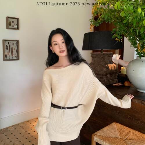 AIXILI爱西里-条蝙蝠袖针织上衣毛衣(配腰带)17369