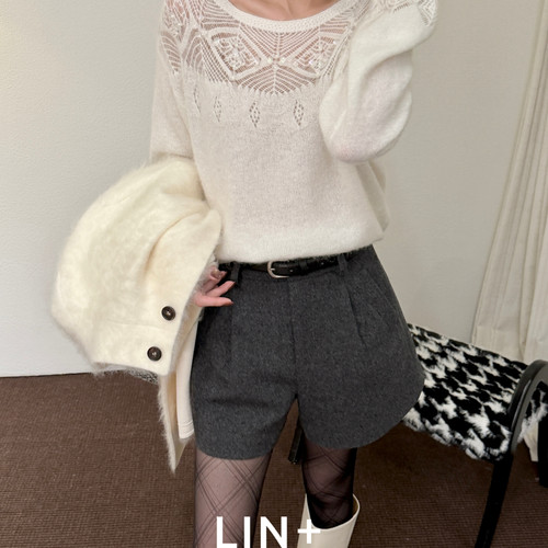 LIN+  -钉珠亮片精致保暖毛衣2613Y086