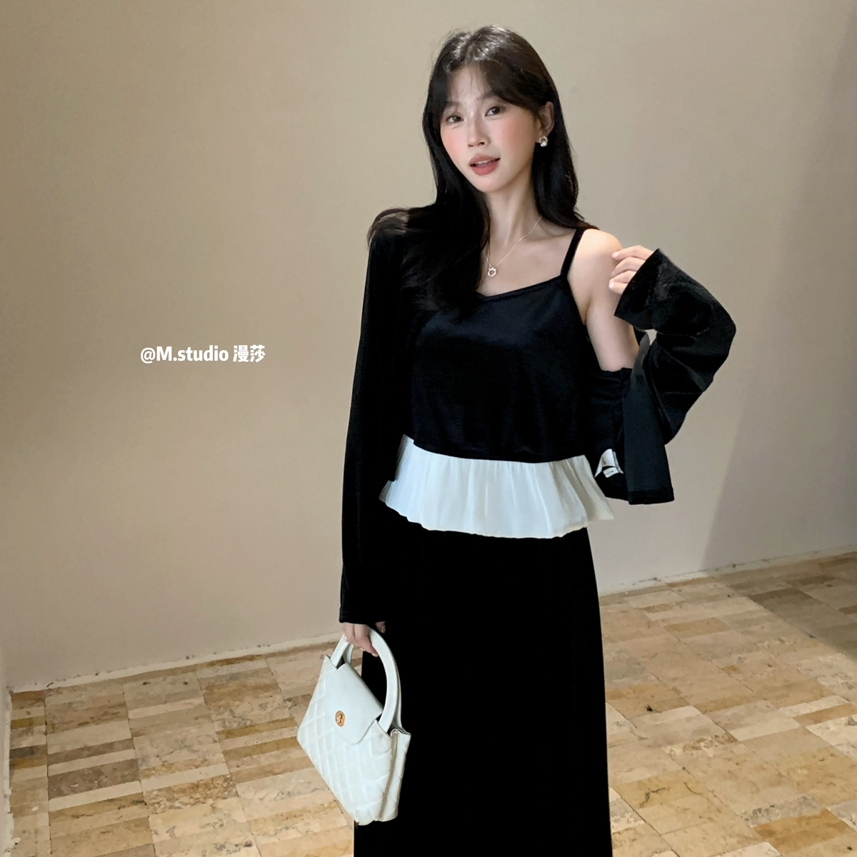 MSTUDIO漫莎-蕾温柔淑女风撞色珠光花苞丝绒吊带+开衫两件套套装