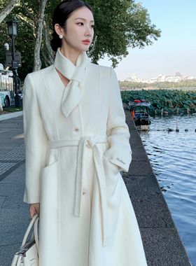 88索菲特-羊毛外套(配可拆卸羊毛小围巾,腰带)（含100绵羊毛25210