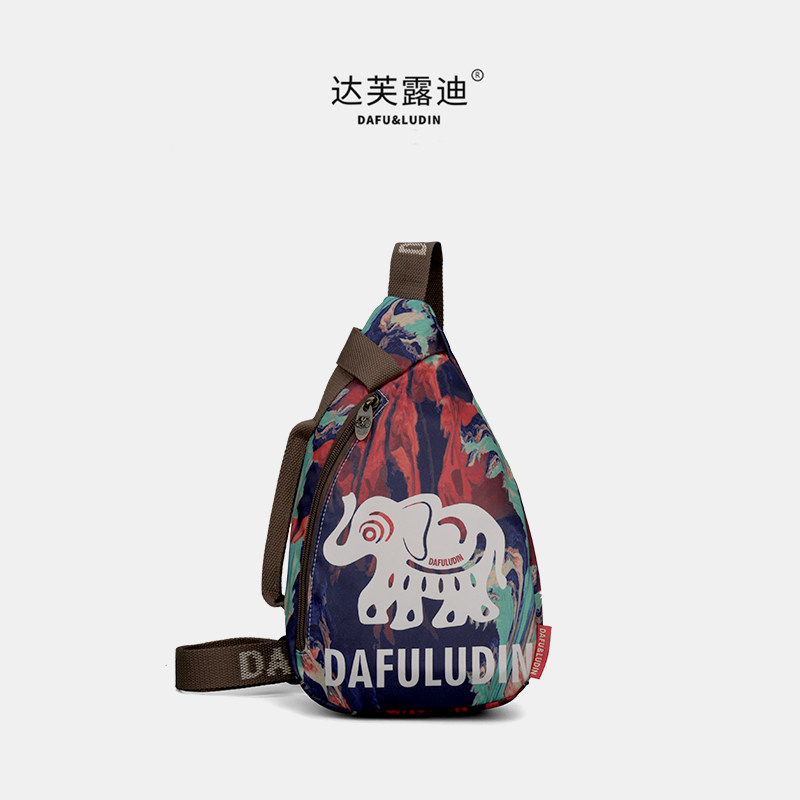 达芙露迪女包印花胸包女轻便百搭斜挎包时尚休闲小包骑行机车背包