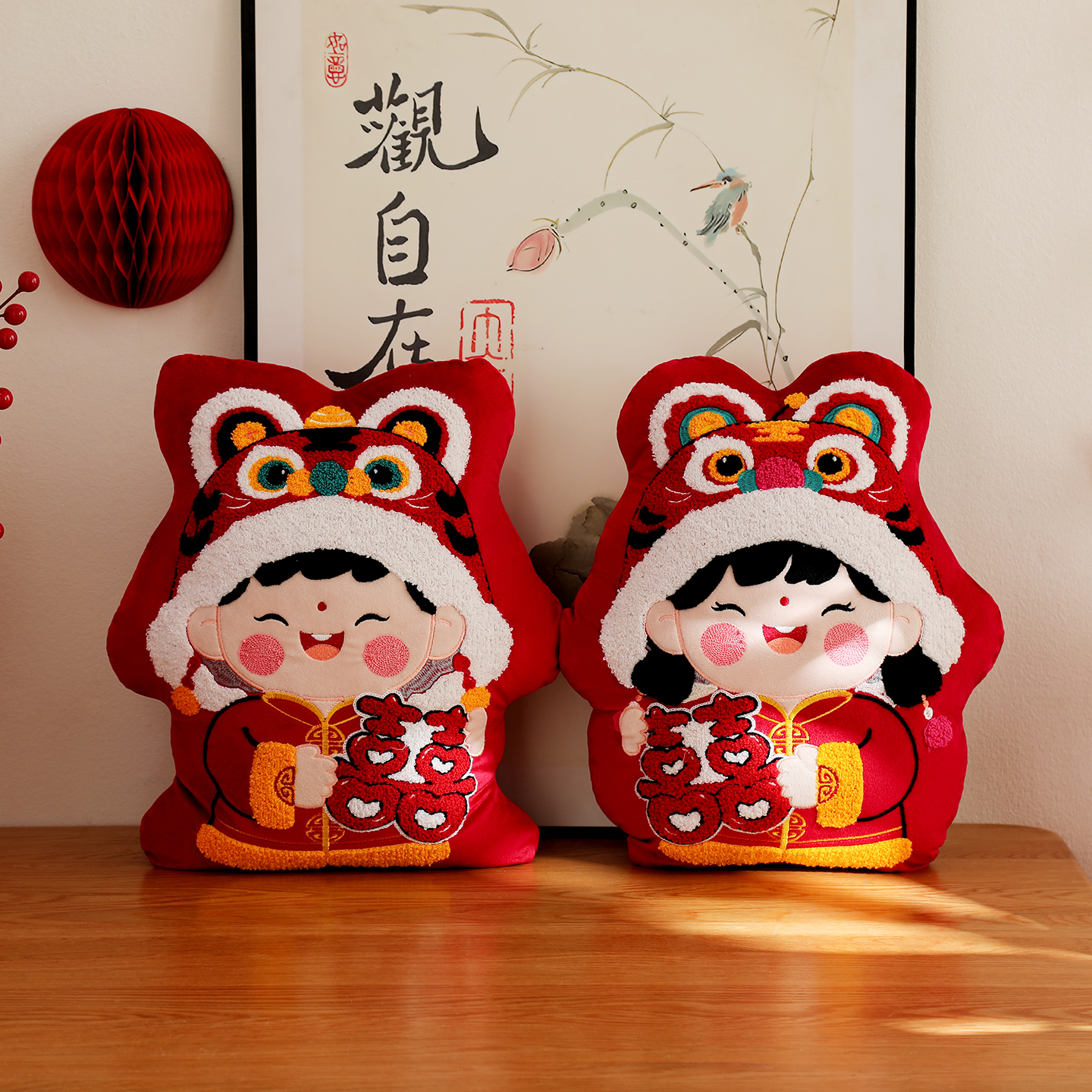 结婚喜字抱枕一对新婚红色压床娃